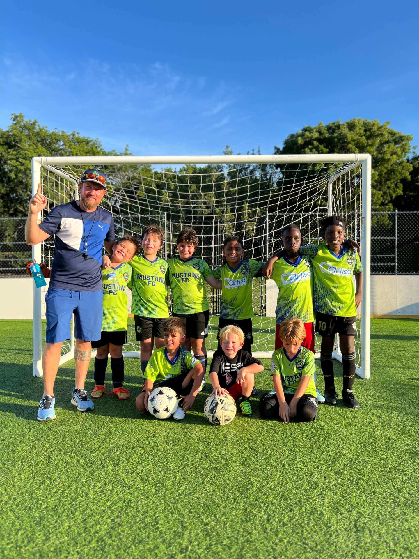 soccer class for 2yo clases de futbol para toddlers