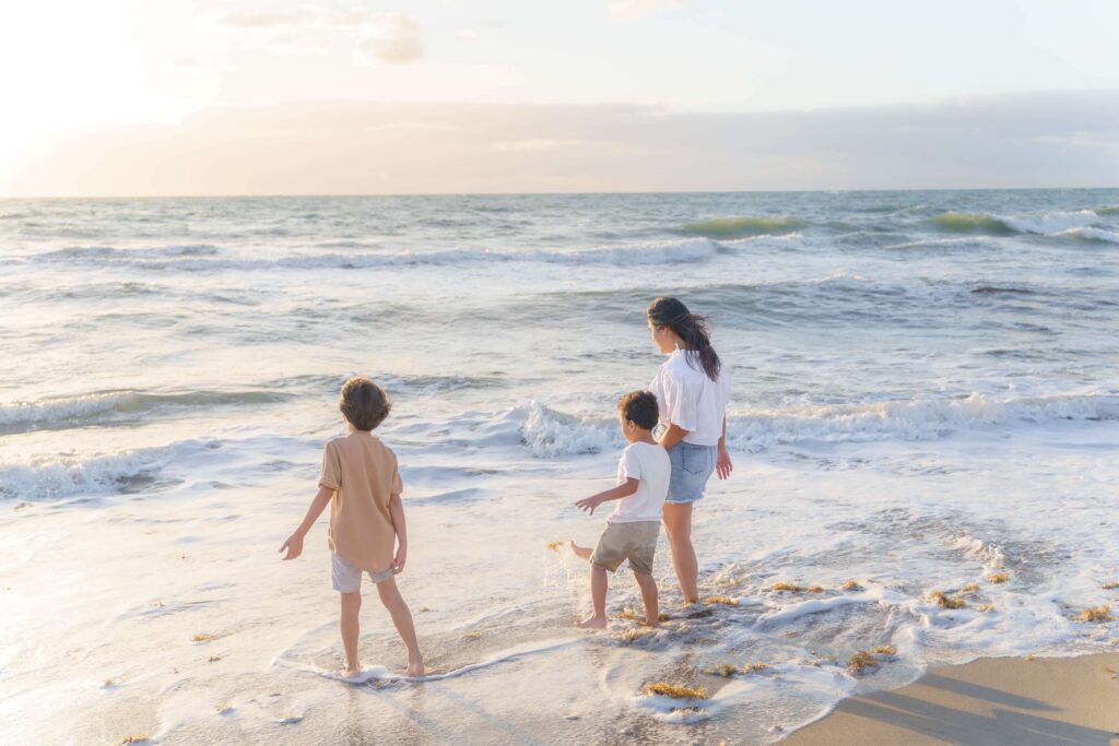 Lifestyle family photoshoot outdoors in Broward County Florida