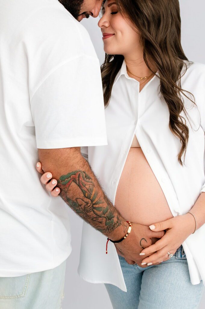 Day- Dream Photography Photography specialized in maternity, newborns, birthdays, and family memories.