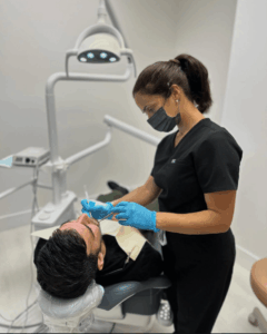 Bilingual family dental practice where children and adults can receive care in a welcoming environment, with staff available in Spanish and English and insurance accepted.